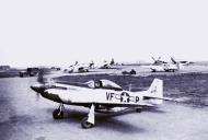 Asisbiz 44 64084 P 51D Mustangs 4FG336FS VFP Janice Lt Jack Swan at Debden 1944 01