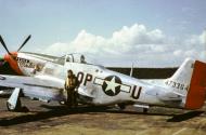 Asisbiz 44 73304 P 51D Mustang 4FG334FS QPU Blondie piloted by Lt Marvin W Arthur 02