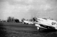 Asisbiz P 51D Mustangs QPH Sizzlin' Liz Gerry Montgomery with VFS taking off at Debden 1943 01