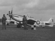 Asisbiz 44 72242 P 51D Mustang 55FG343FS CYR England 1944 01