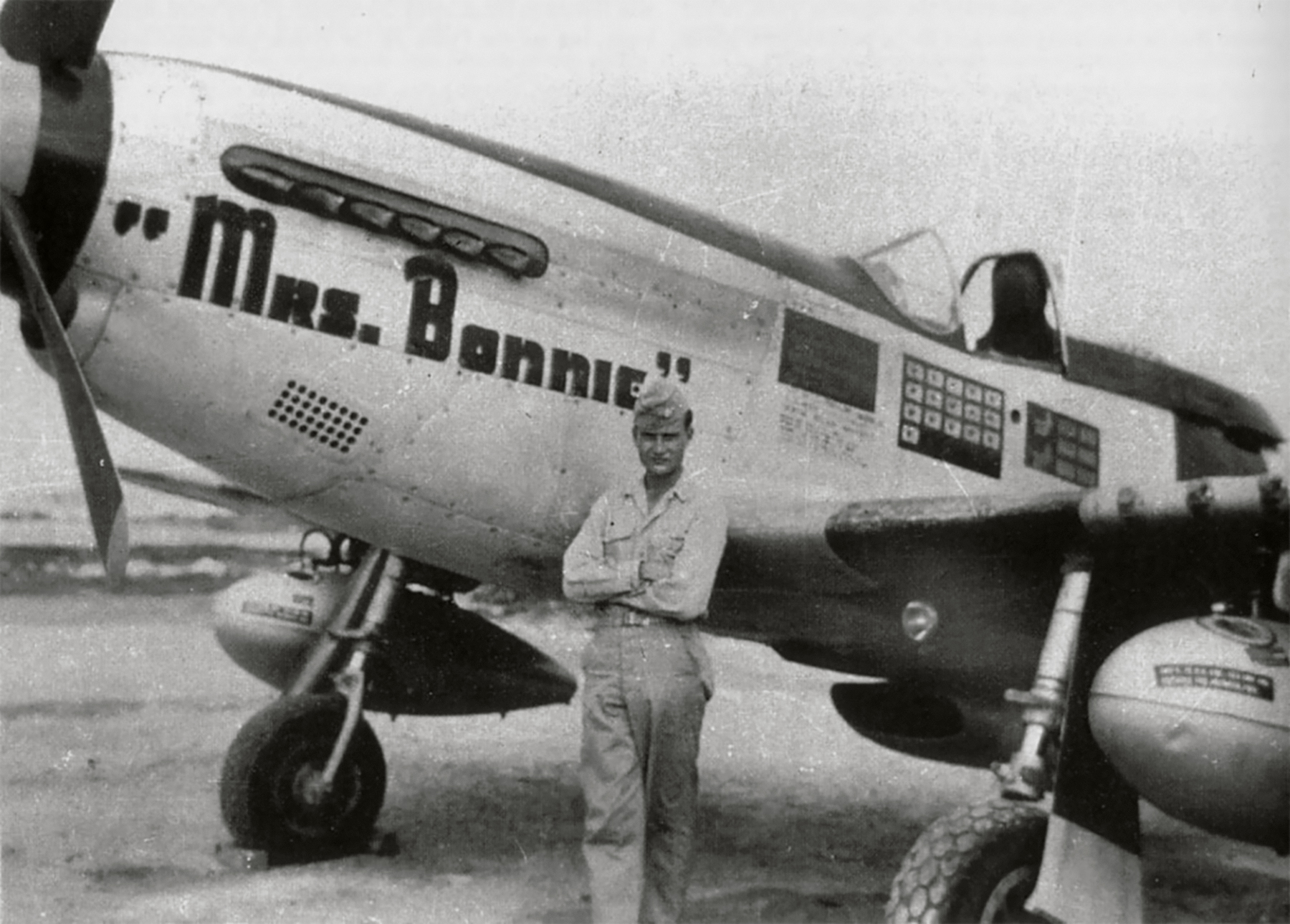 Asisbiz 44 12017 P-51K Mustang 5AF 348FG342FS 00 Mrs Bonnie