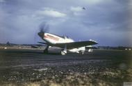Asisbiz F 6D Mustang 8AF 7PG27PS taxing Mount Farm FRE5406