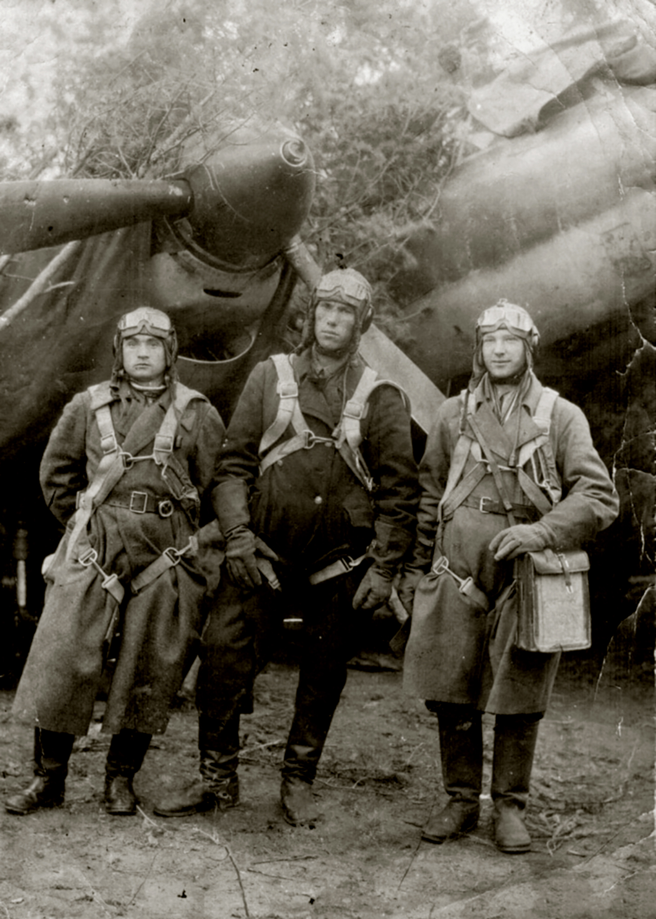 Aircrew Soviet 72ORAP radio Grigory G Shamaluev,pilot Nikolai I Biryukov and nav Sergei Y Baranenko all KIA 1944 01