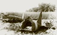 Asisbiz Reggiane Re2005 Sagittario engine failure MM494 crash site Capua 20th July 1943 01