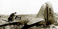 Asisbiz Tupolev SB 2M103 40SBP later 40OBAP Black 2 captured at Vindava airfield Latvia Barbarossa 1941 01