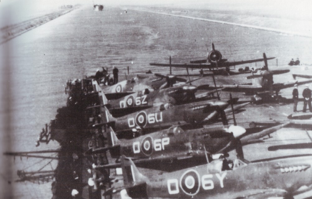 Fleet Air Arm Seafire D6Y D6P D6U and D6Z abaord their carrier passing through the Suez Canal 01