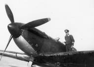 Asisbiz Spitfire MkI Luftwaffe captured France 1940 02