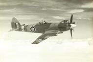 Asisbiz Spiteful prototypes RB515 England 1945 02