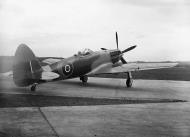Asisbiz Spiteful prototypes RB515 to RB521 England 1945 03