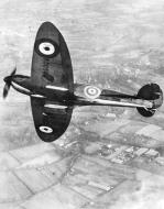 Asisbiz Spitfire 1 Prototype K5054 in flight over England 1939 01