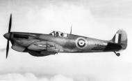Asisbiz Spitfire 5b Trop Proyotype AB320 during air trials 01