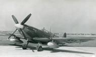 Asisbiz Spitfire 9 MK210 with 108 gallon US droptanks and internal tank 02
