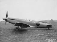 Asisbiz Spitfire PR19 Prototype RM632 factory fresh England May 1944 IWM MH5280