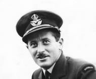 Asisbiz UK service Aircrew RAAF 452 Squadron Bardie 01