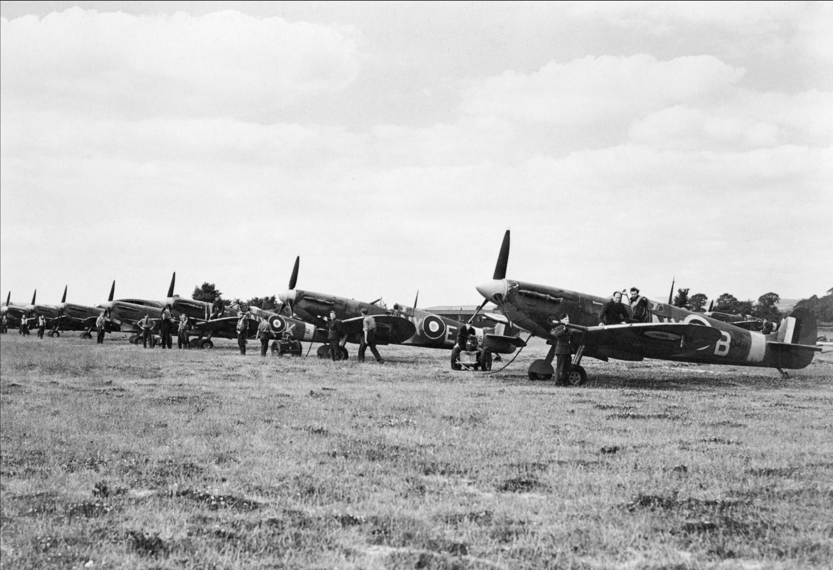 Spitfire MkVb RAF 131Sqn NXB AD411 NXE and NXK at Merston Sussex IWM CH5879