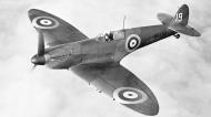 Asisbiz Spitfire MkI RAF 19Sqn White 19 later WZB K9795 over Duxford 1938 CH27a