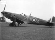 Asisbiz Spitfire MkIa RAF 222Sqn ZDA R6720 taking off from RAF Kirton in Lindsey Jun 1940 01