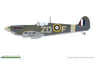 Asisbiz Spitfire Vb RAF 222Sqn ZDF SLdr Richard M Milne AD233 North Weald England Jan May 1942 profile by Eduard 0A