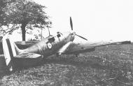 Asisbiz Spitfire MkIa RAF 234Sqn AZH Richard Hardy N3277 forced landed Cherbourg France 15th Aug 1940 03