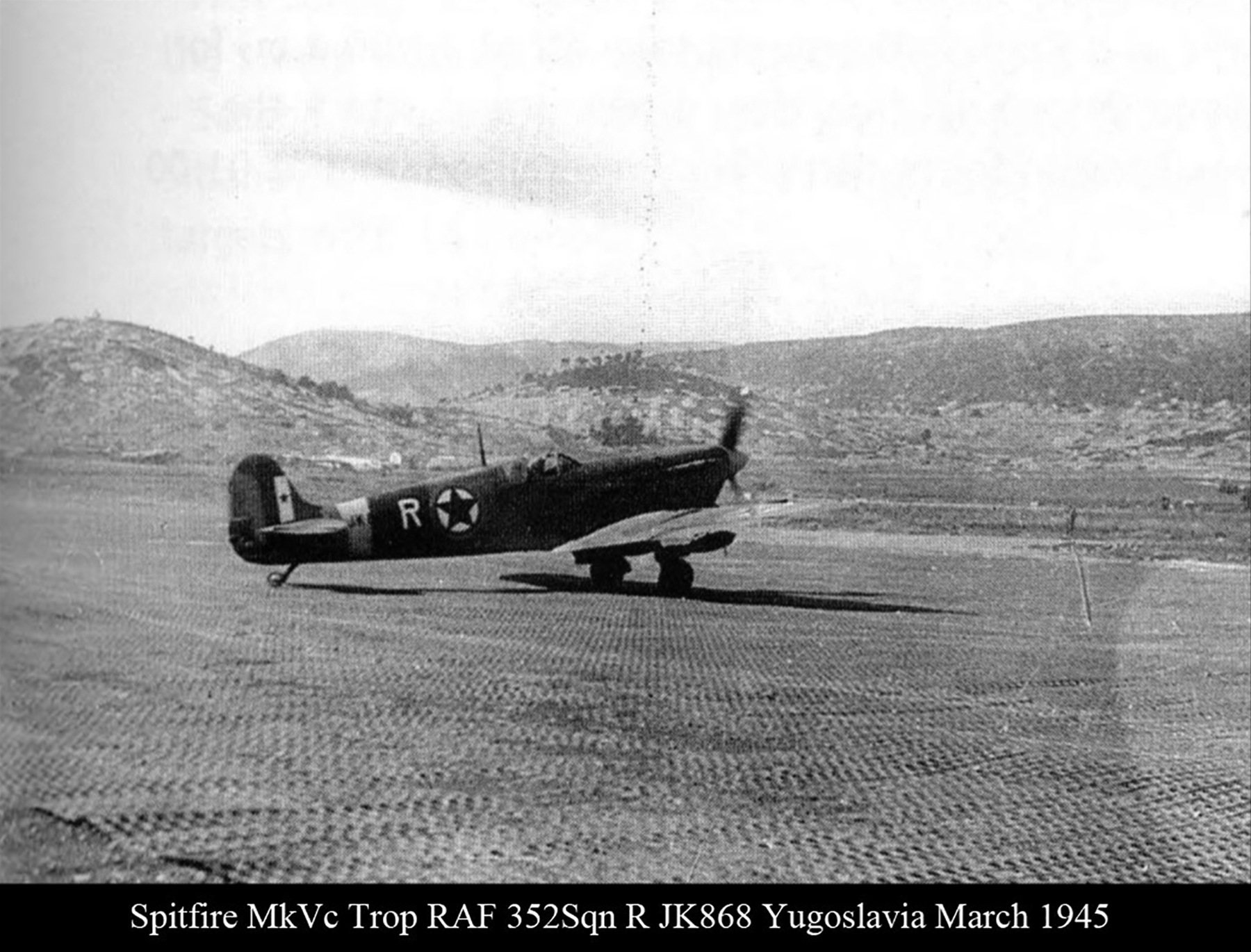 Spitfire MkVcTrop RAF 352Sqn R JK868 Yugoslavia Mar 1945 01