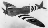 Asisbiz Spitfire PRXI RAF 541Sqn A PL775 01
