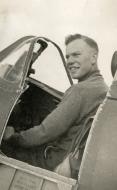 Asisbiz RAF Spitfire MkI and self portrait of Patrick Hayes who was later KIA 7th July 1940 01