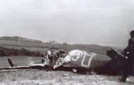 Asisbiz Spitfire MkIa RAF 92Sqn GRU N3290 PO J Gillies POW sd by Bf 110s near Calais 23rd May 1940 01