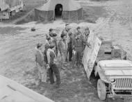 Asisbiz Aircrew RAF 324 Wing Group Capt WGG Duncan Smith at Venafro Italy IWM CNA2823