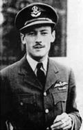 Asisbiz Aircrew RAF Biggin Hill Wing Robert Stanford Tuck 01