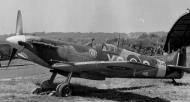 Asisbiz Spitfire KFVb RCAF 401Sqn YOQ W3834 England 1942 43 01