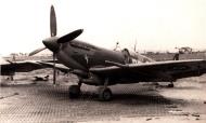 Asisbiz Spitfire MkIX SAAF 2Sqn DBE Italy 1943 02