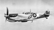 Asisbiz Spitfire Vc RAF FA ER934 over Egypt transfering to SAAF 73OTU IWM HU73185a