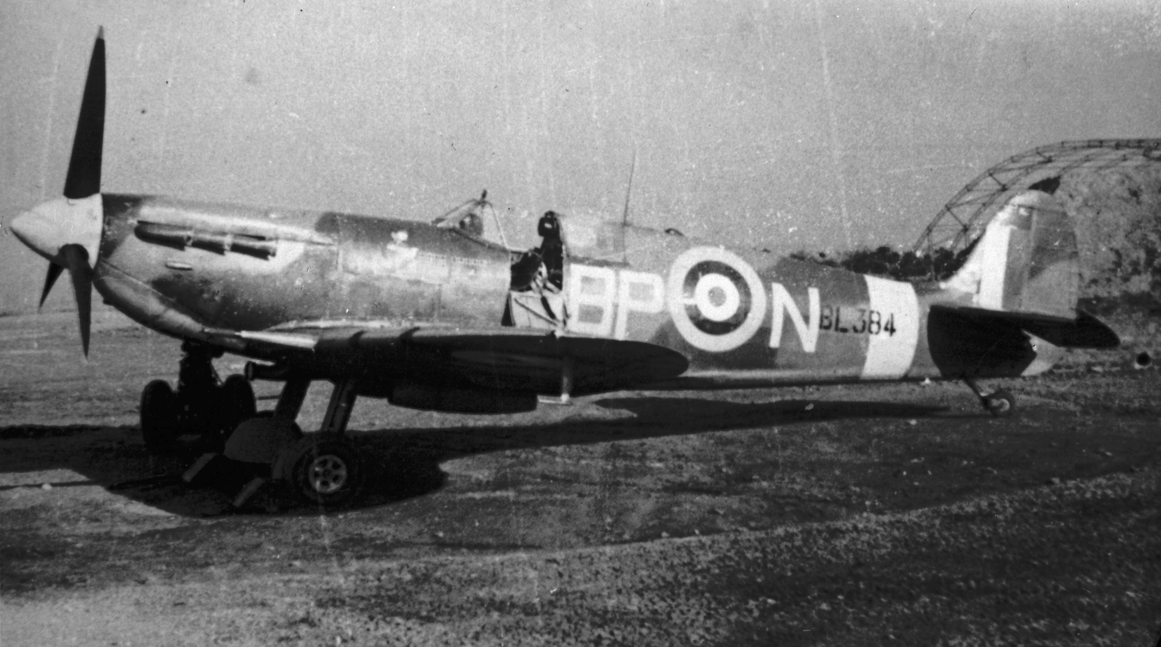 Spitfire MkV RNZAF 457Sqn BPN FLt JAA Gibson BL384 at RAF Station Jurby or Redhill 01
