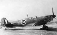 Asisbiz Factory fresh Spitfire MkVb W3505 on the ground 1941 web 01