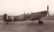 Asisbiz Factory fresh Spitfire MkVc RAF Borough of Southgate AA963 exhibited Chicago stayed in USA May 1942 01