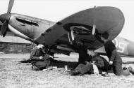 Asisbiz Spitfire MkI being rearmed at Biggin Hill Sep 1940 IWM HU104499