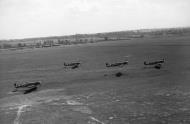 Asisbiz Spitfire MkVb RAF 122Sqn MTS MTO MTX MTV taking off at Hornchurch Essex May 1942 IWM CH5761