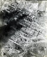 Asisbiz USAAAF 7PG22FS aerial recon photo to Brux Oil Refinery 24th August 1944 01
