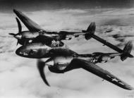 Asisbiz USAAF 43 29006 P 38J Lightning 7PRG22PRS 006 Sis and Willie in flight based Mount Farm 23rd Oct 1944 FRE2201
