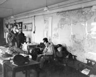 Asisbiz VCS 7 pilots and English personnel in the ready room of their English base awaiting orders to fly over to France 1944 80 G 302114