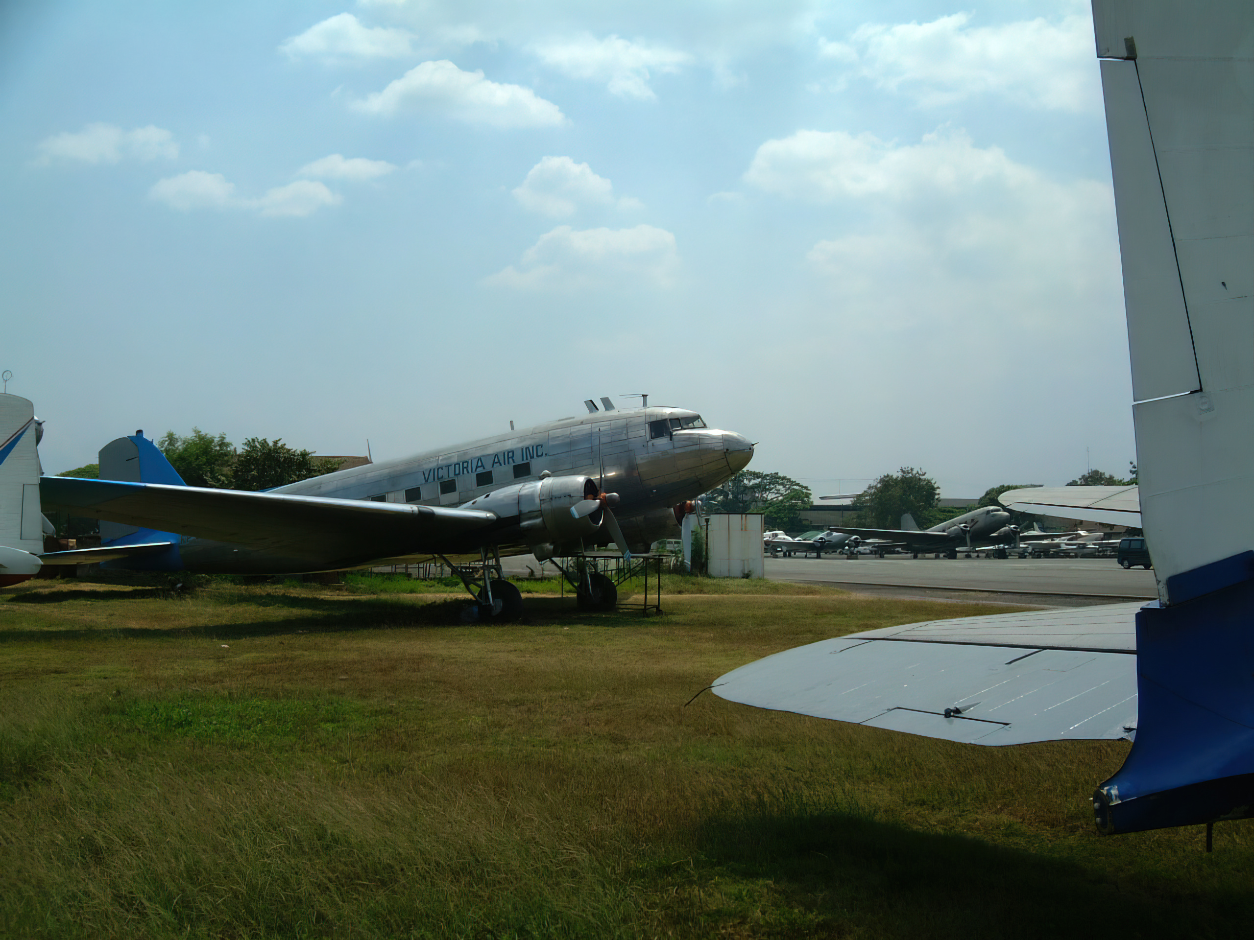 Abandoned Douglas DC 3 Dakotas at Manila airport in Mar 2003 almost all have since been scrapped 11