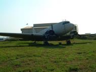 Asisbiz Abandoned Douglas DC 3 Dakotas at Manila airport in Mar 2003 almost all have since been scrapped 01
