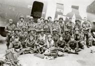 Asisbiz Douglas C 47 Skytrain with US Army Pathfinders and flight crew prior to D Day at RAF North Witham June 1944 01