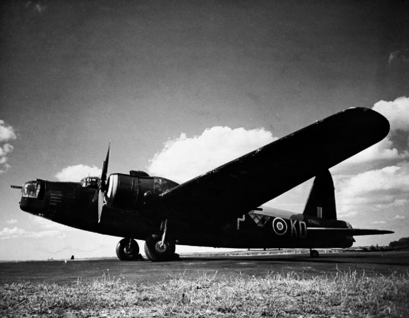 Vickers Wellington MkIII RAF 115Sqn KOP X3662 Marham Norfolk June 1940 01