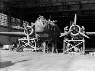 Asisbiz Wellington MkIC RAF 214Sqn BUK T2470 undergoing repairs Mildenhall Suffolk 01