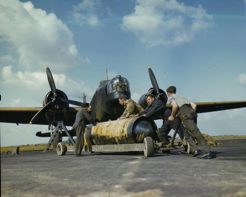Vickers Wellington RAF 419Sqn being loaded with a 4,000lb bomb Mildenhall England 1943 01