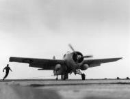 Asisbiz General Motors FM 2 Wildcat VC 80 White 3 landing aboard CVE 61 USS Manila Bay 1944 01