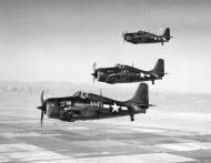 Asisbiz FM 2 Wildcat VC 88 White U10 and U12 in flight 1945 01