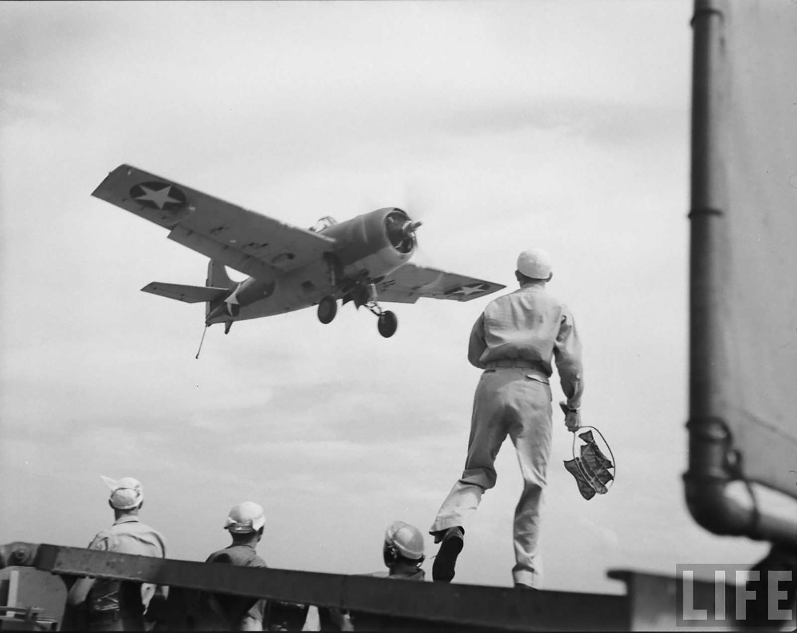 Grumman F4F-3 Wildcat VF-2 USN Life photo series 1942 06
