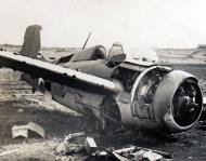 Asisbiz Grumman F4F 3P Wildcat VMO 251 Black 14 damaged on Guadalcanal 1943 02
